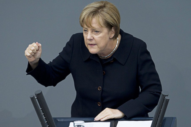 Merkel leaves Germans gunless in front of muslim invasion 